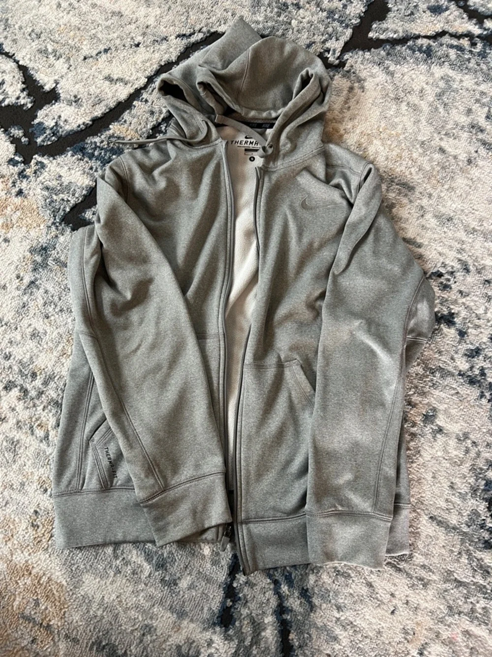 Nike Therma-FIT Grey Zip Hoodie – Size Small